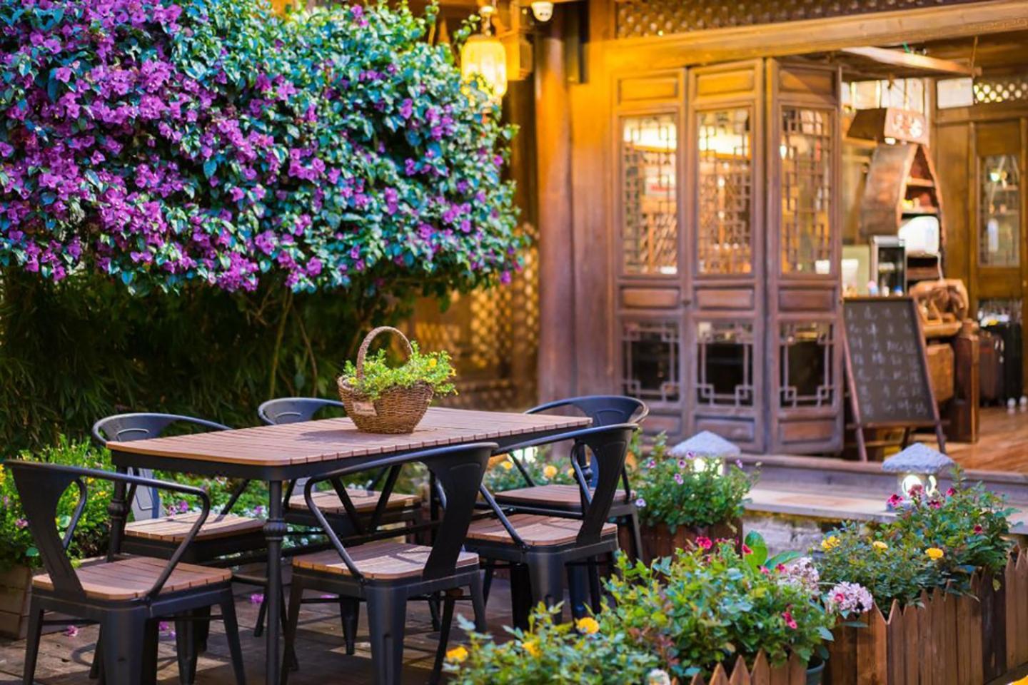 Big Tree Guesthouse - Naxi Old Style Lijiang  Exterior foto
